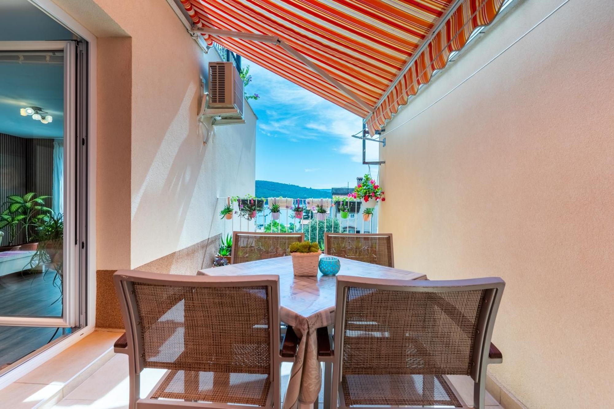 Apartman Laura Cres Exterior foto